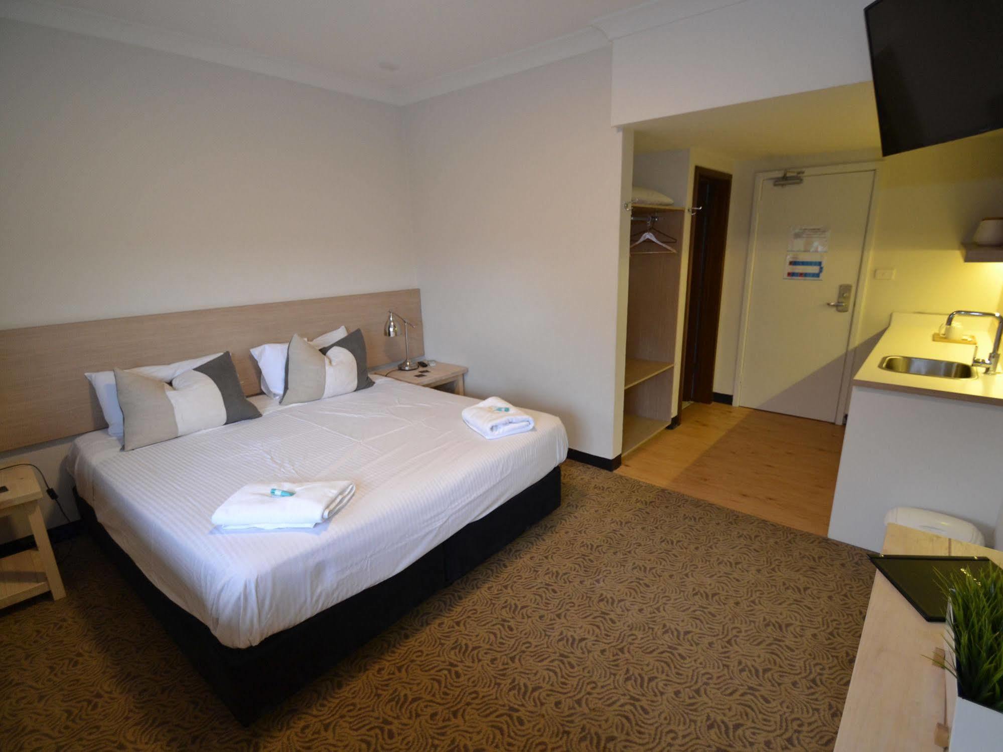 Crossroads Hotel Liverpool Esterno foto