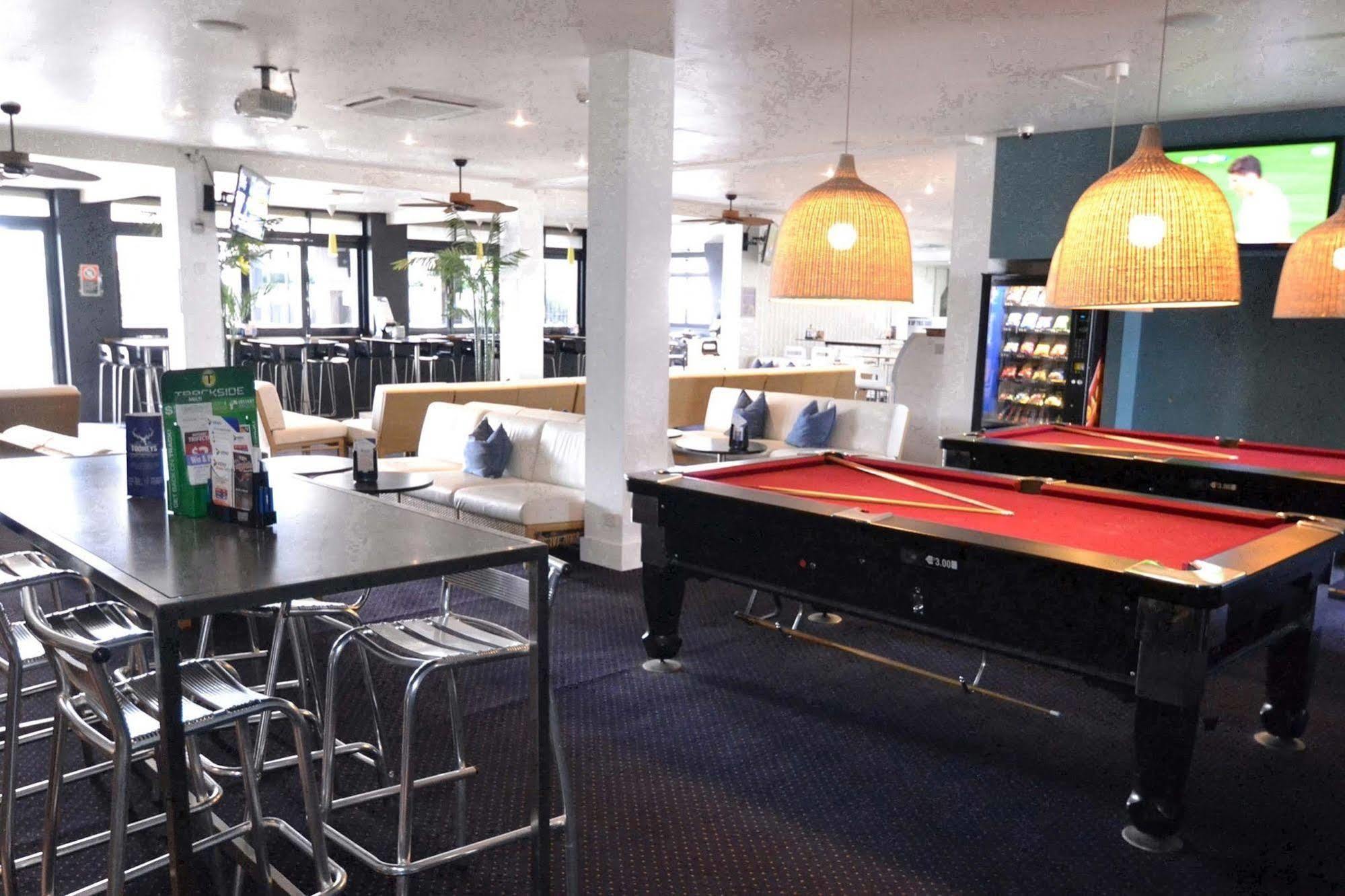 Crossroads Hotel Liverpool Esterno foto