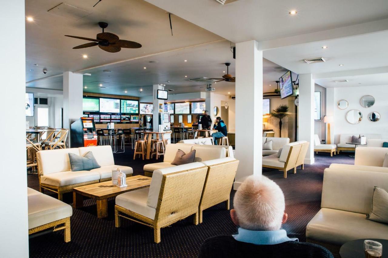 Crossroads Hotel Liverpool Esterno foto